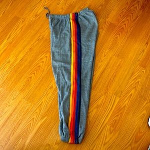 Men’s 5 Stripe Heather Grey Sweatpants in XL